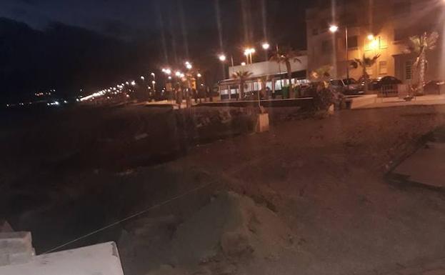 Indignación ante las obras de restauración del paseo de Balerma que harán perder metros