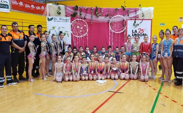 El Club Gimnasia Rítmica El Ejido consigue 34 medallas en su X Torneo Nacional Memorial Rebeca Martínez Herrada