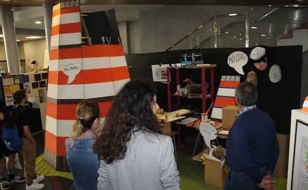 El Ejido repasa la historia de su Muestra de Teatro Aficionado con una exposición