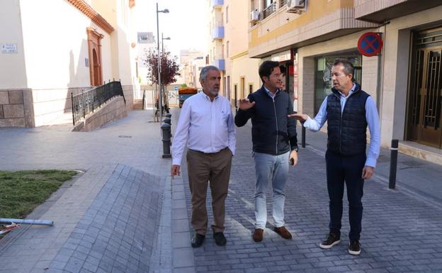 Finalizan las obras de acondicionamiento del entorno de la plaza de la Iglesia