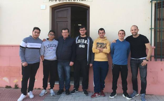 El PSOE apuesta por dotar a los núcleos de más espacios para los jóvenes