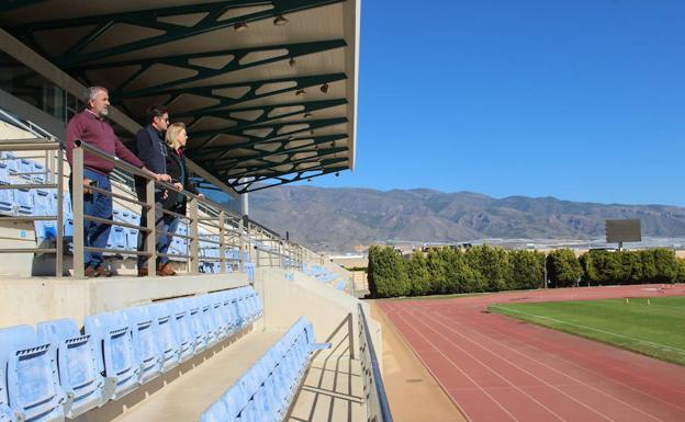 El PP se compromete a construir un pabellón deportivo en Almerimar y en Ejido Norte