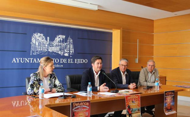 Cerca de un millar de deportistas internacionales se darán cita en Almerimar desde el viernes