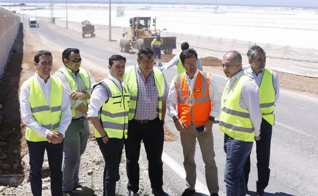 Las obras de la carretera que une San Agustín y Las Norias entran en la recta final