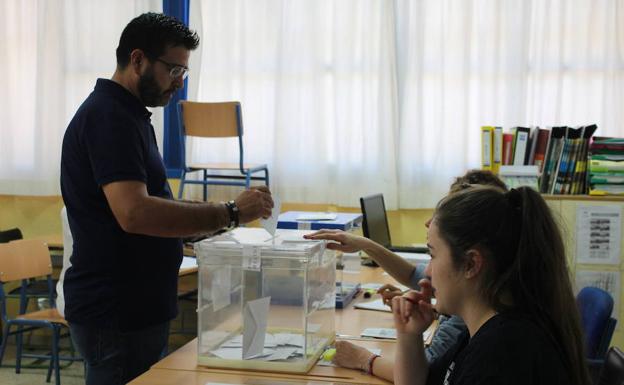 La participación aumenta más de seis puntos
