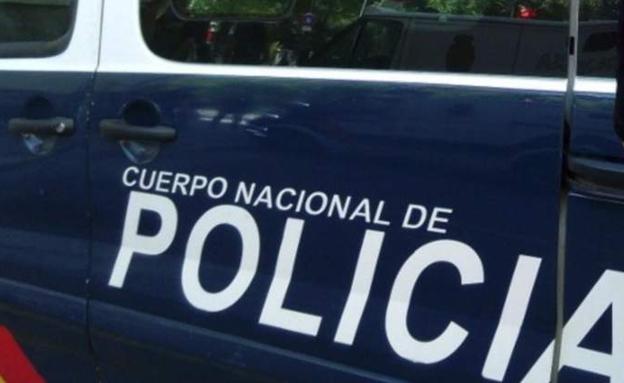 Ataca con un vaso roto a su compañera de trabajo en un pub de El Ejido