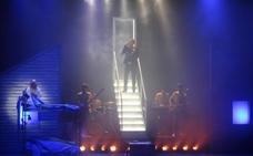 'La Llamada' levanta al Auditorio de El Ejido en el estreno de su gira