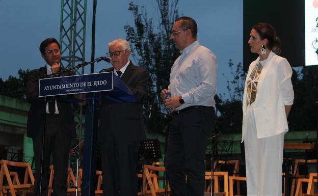 Julio Gutiérrez Molina ofrece un emotivo Pregón de inicio de San Isidro