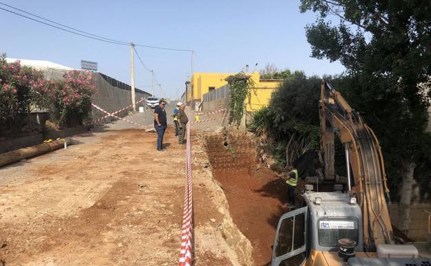 Comienzan las obras de mejora en el camino rural de 'Los Majales'