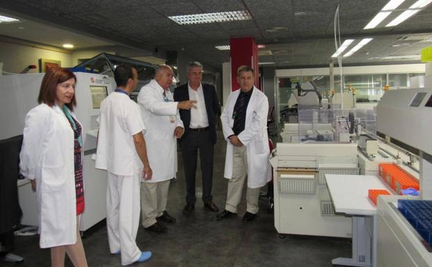 El área de Biotecnología del Poniente atiende más de 2.800 analíticas diarias