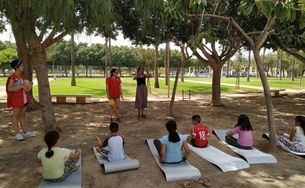 40 menores disfrutan del verano con Cruz Roja El Ejido