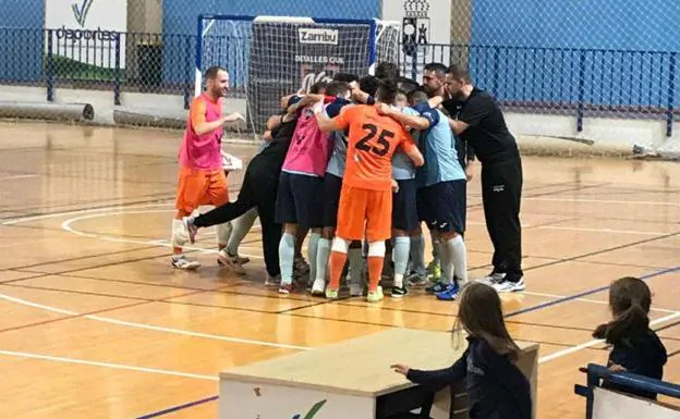 El CD El Ejido Futsal golea a domicilio al Zambú Pinatar y sigue líder en solitario