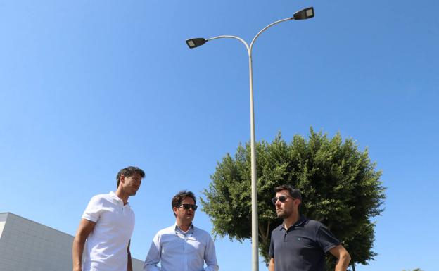 El proyecto de modernización del alumbrado público llega al ecuador de su ejecución