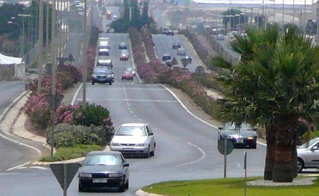 Un muerto en accidente de tráfico en la carretera de Almerimar