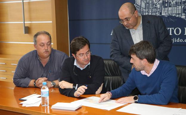 El Ayuntamiento de El Ejido aprueba el primer contrato para Ciavieja