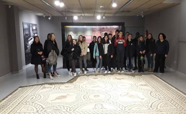 El IES Murgi de El Ejido participa en un proyecto de intercambio lingüístico con Lyon