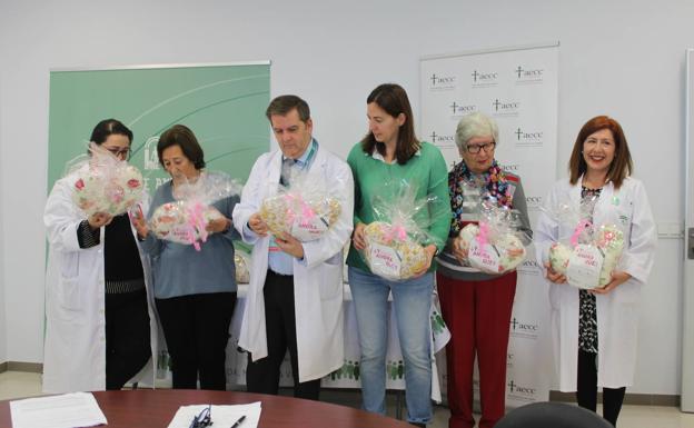 El Hospital de Poniente y AECC comparten un nuevo proyecto con mucho 'corazón'