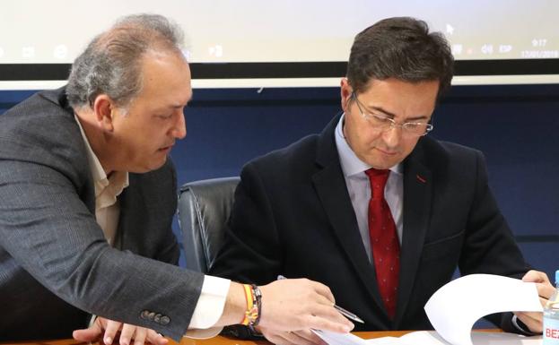 El alcalde de El Ejido pide combatir la inmigración irregular que crea «marginalidad»