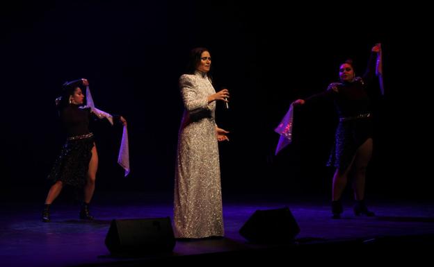 Rosa López abre gira con El Timón en El Ejido