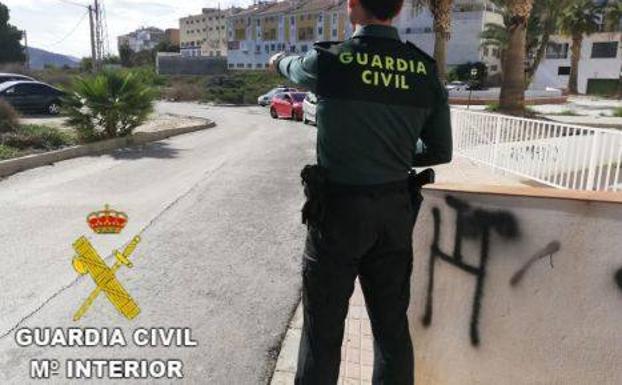Detienen al autor de un robo en una vivienda de Almerimar y recuperan los efectos sustraídos
