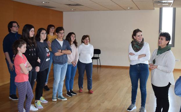 Pilar Barberá imparte una master class sobre creación escénica en el Auditorio de El Ejido