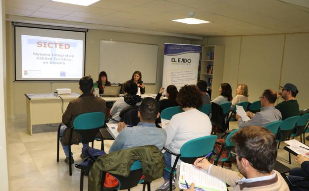 El Ejido se sitúa como segundo municipio andaluz con mayor número de empresas SICTED