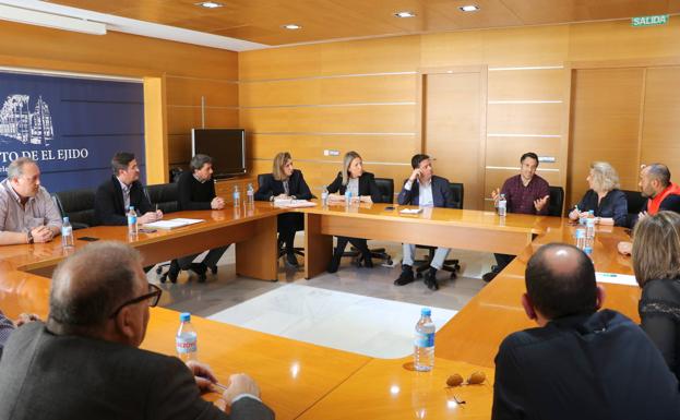 El Ayuntamiento de El Ejido aplaza las actividades multitudinarias y adopta medidas de prevención frente al COVID-19