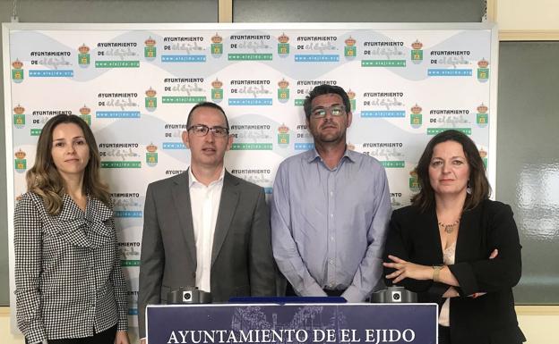 Cs El Ejido pide al gobierno local medidas para evitar un ERTE a empleados de limpieza