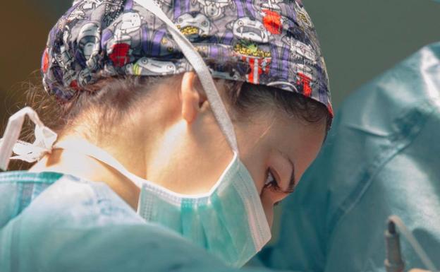 La doctora Beatriz Mansilla añora la playa ejidense mientras espera los resultados de la prueba del Covid-19