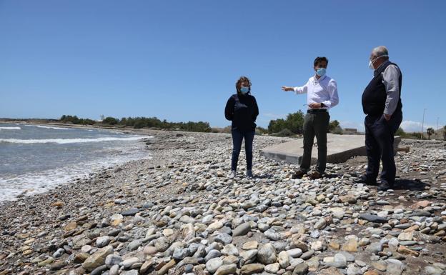 El Ayuntamiento solicita una aportación urgente de arena en Balerma y Guardias Viejas