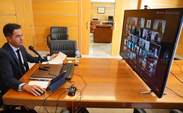El Ejido pide al Gobierno central medidas de apoyo a los consistorios frente a la Covid-19