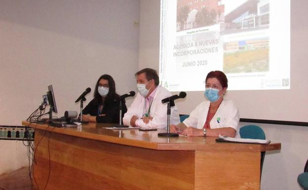 Acto de acogida a los profesionales que se incorporan al Hospital de Poniente en verano