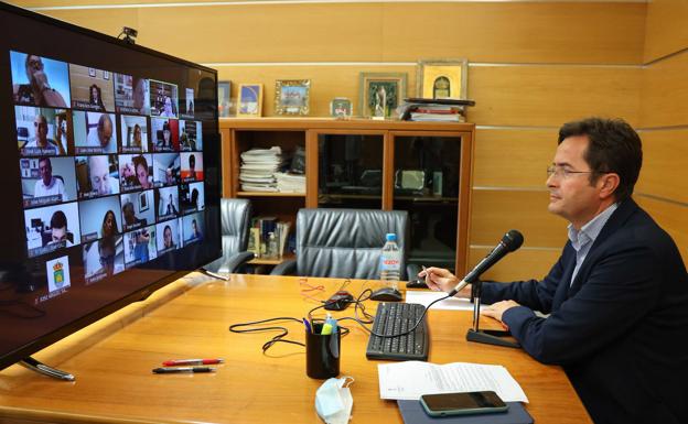 El gobierno local, obligado a modificar el plan financiero por pasarse en gastos