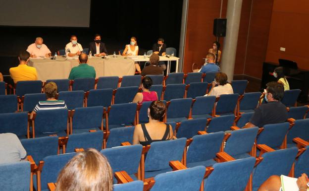 Los centros de Infantil y Primaria transmiten sus dudas ante el inicio del curso escolar