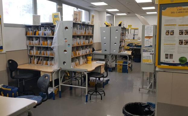 Los trabajadores de reparto de Correos hacen huelga por la falta de personal