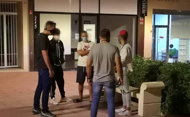 De paisano para 'cazar' a quien incumpla las medidas frente a la Covid-19