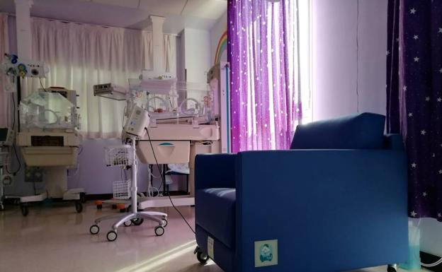 La Fundación El Gancho Infantil hace más confortable el paso por el Poniente
