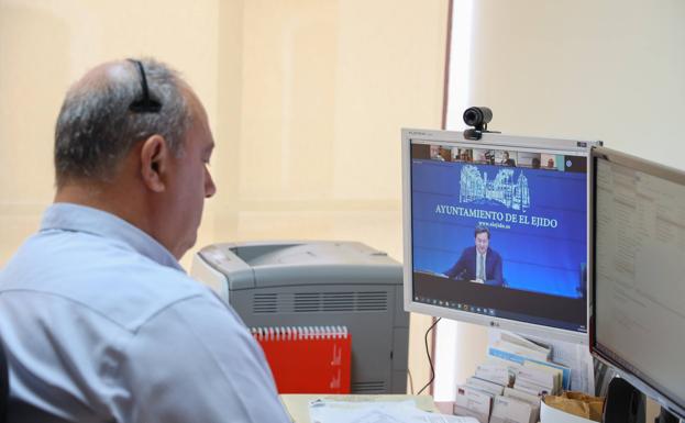 El Ejido, entre los municipios que antes pagan sus facturas a proveedores