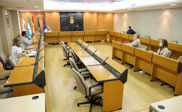 El Ayuntamiento arropará al comercio local por Navidad
