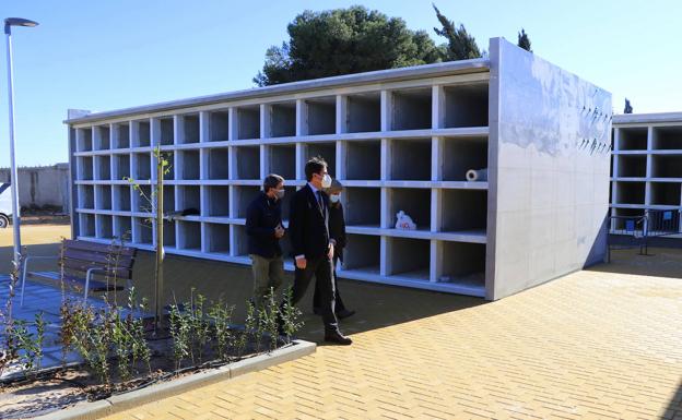 Finalizan las obras de ampliación y mejora del Cementerio de El Ejido