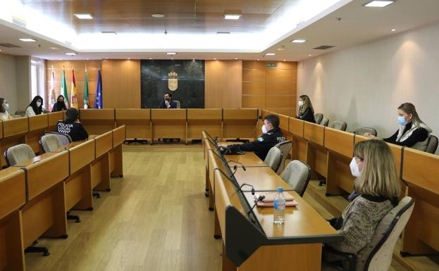 El Ejido supera los 500 casos por 100.000 habitantes y se prepara para el cierre