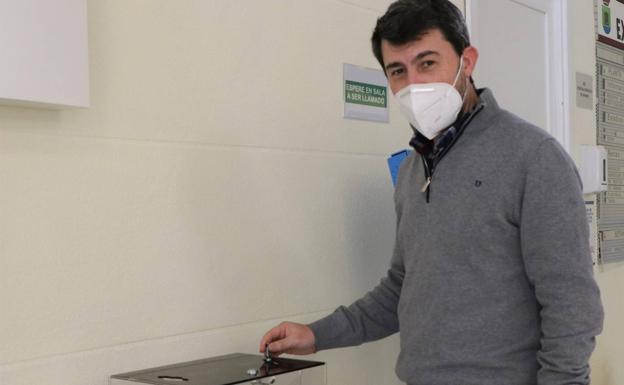 Los ejidenses reciclan 18.428 litros de aceite y más de 1.300 kilos de pilas en un año