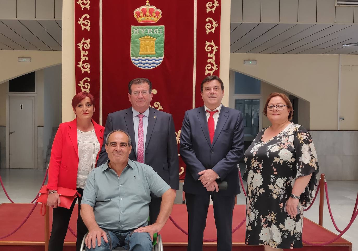 PP y PSOE alcanzan un acuerdo para garantizar la gobernabilidad en El Ejido tras la salida de Vox