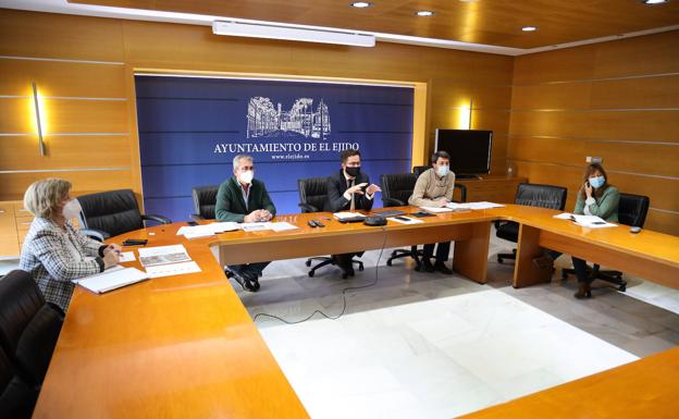 El Ejido recibe 1,5 millones para rehabilitar un centenar de viviendas