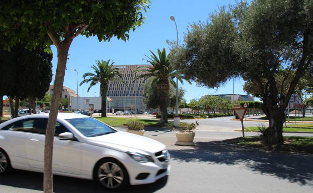 Una nueva rotonda unirá las avenidas Oasis y Pedro Ponce para mejorar el tráfico
