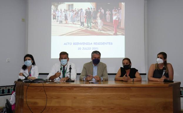 Comienzan su Residencia en el Poniente 22 nuevos especialistas internos