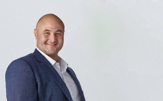 El nuevo concejal de la lista de Vox reniega del partido y se va al grupo de no adscritos