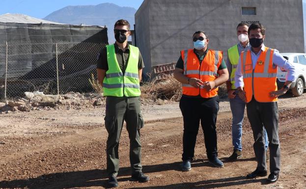 El Ayuntamiento pavimentará el camino rural de La Galiana en Las Norias