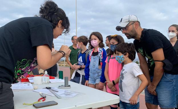 Tres asosiaciones almerienses transmiten el valor de los Artos
