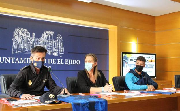La Policía Nacional supera obstáculos por la solidaridad